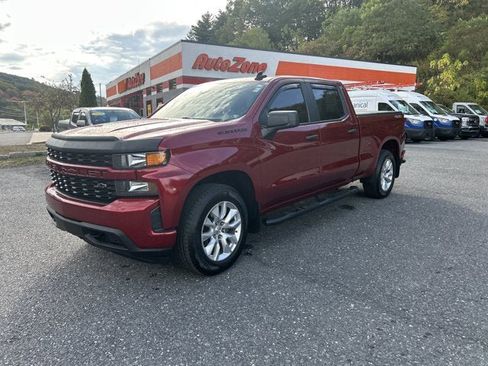 Used 2021 Chevrolet Silverado 1500 Custom w/ LPO, Dark Essentials Package image 3