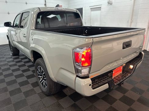 Used 2023 Toyota Tacoma TRD Sport w/ Technology Package AWD/4WD image 7