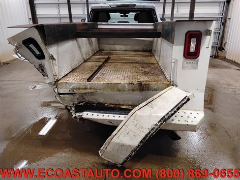 Used 2022 Chevrolet Silverado 2500 W/T w/ WT Convenience Package image 6