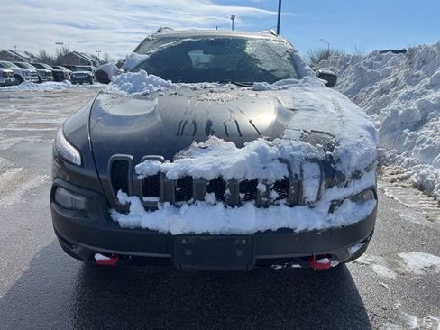 Used 2014 Jeep Cherokee Trailhawk w/ Comfort/Convenience Group image 8