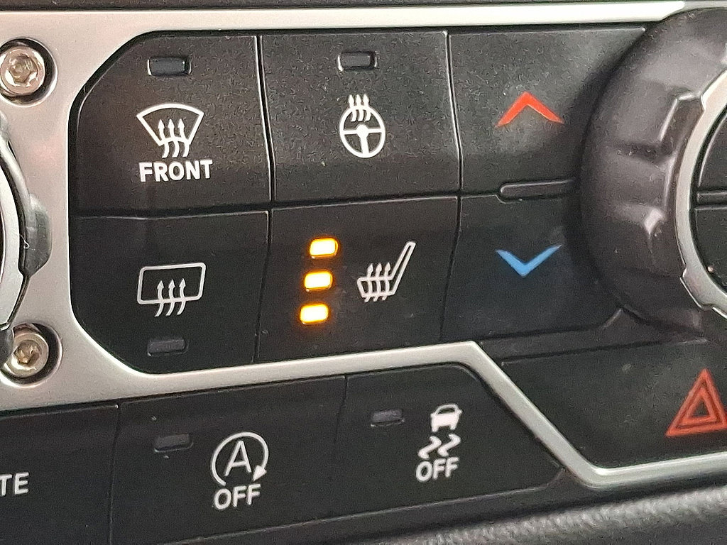 Used 2025 Jeep Gladiator Mojave AWD/4WD image 25