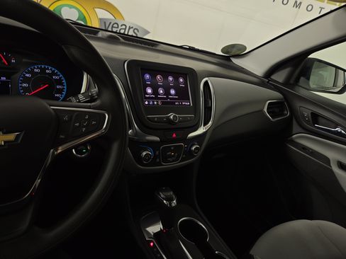 Certified 2020 Chevrolet Equinox LS w/ LS Convenience Package FWD image 23