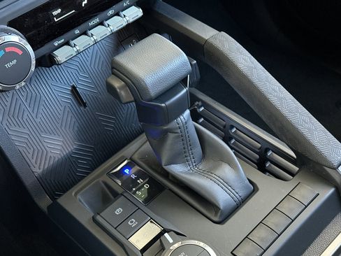 New 2026 Toyota Tacoma SR5 image 18