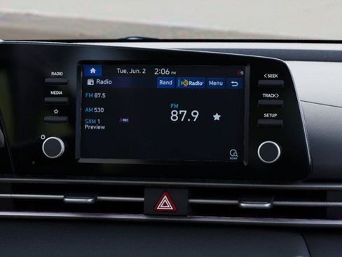 New 2026 Hyundai Elantra SE FWD image 13