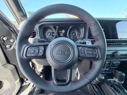 New 2026 Jeep Wrangler Unlimited Rubicon 392 image 15