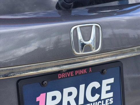 Used 2019 Honda HR-V Touring image 16