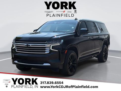 Used 2024 Chevrolet Suburban High Country w/ Advanced Technology Package AWD/4WD image 1