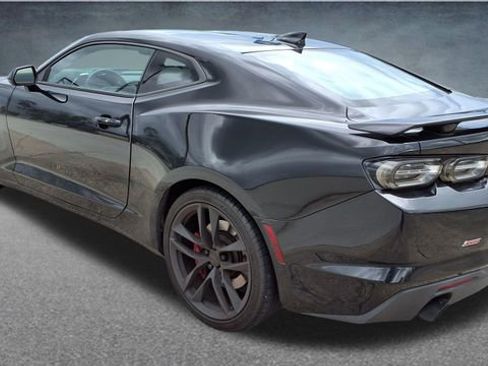 Used 2023 Chevrolet Camaro SS RWD image 4