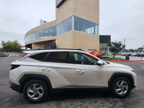 Certified 2022 Hyundai Tucson SEL w/ Cargo Package FWD image 8