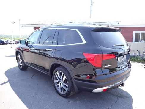 Used 2017 Honda Pilot Elite image 4