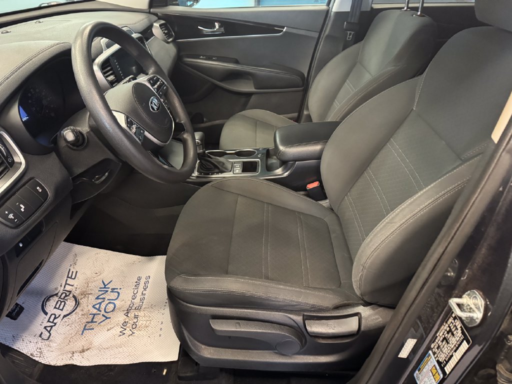 Used 2020 Kia Sorento LX AWD/4WD image 20