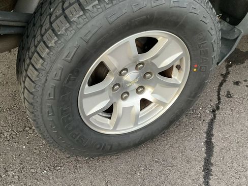 Used 2017 Chevrolet Silverado 1500 LT w/ All Star Edition image 15