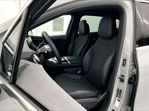 Used 2026 Mercedes-Benz EQE 320 4MATIC SUV image 15