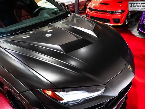 Used 2020 Lamborghini Urus AWD/4WD image 11
