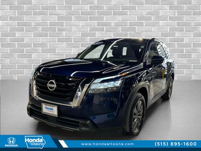 Used 2025 Nissan Pathfinder SV