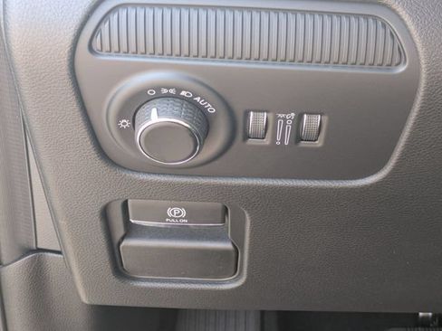 New 2026 Jeep Grand Wagoneer Limited AWD/4WD image 16