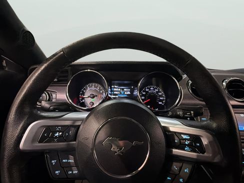 Used 2016 Ford Mustang Coupe image 30