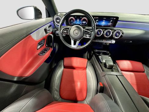 Used 2022 Mercedes-Benz CLA 250 4MATIC image 12