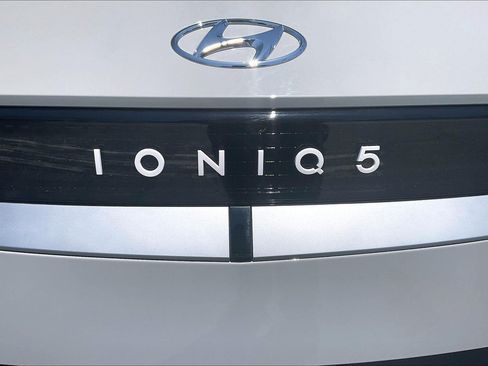 Used 2023 Hyundai Ioniq 5 SEL AWD/4WD image 32