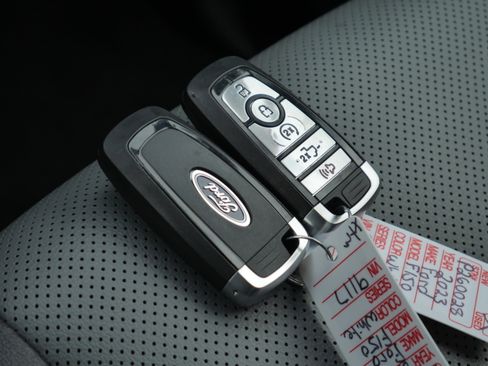 Certified 2023 Ford F150 Lariat image 37