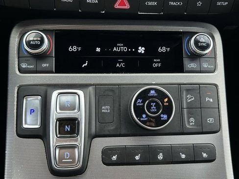 Used 2024 Hyundai Palisade Calligraphy image 21