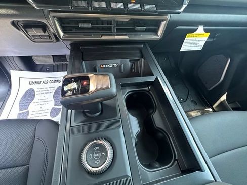 New 2025 GMC Hummer EV 2X AWD/4WD image 20