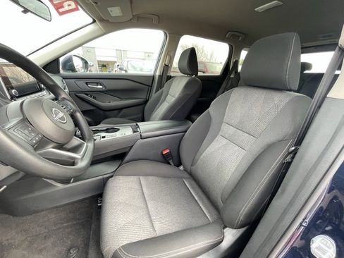 Used 2024 Nissan Rogue SV image 21