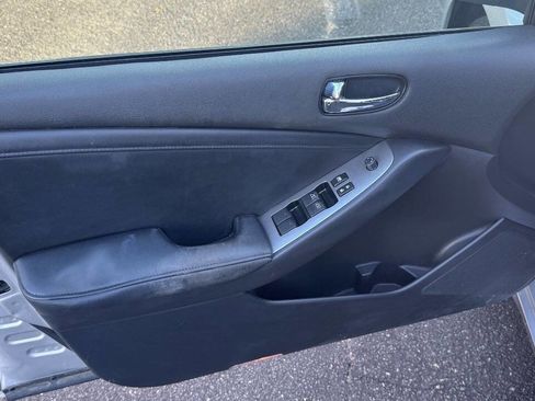 Used 2011 Nissan Altima 2.5 SL w/ 2.5SL Pkg image 15