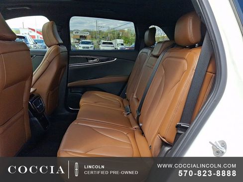 Certified 2022 Lincoln Nautilus Reserve AWD/4WD image 10