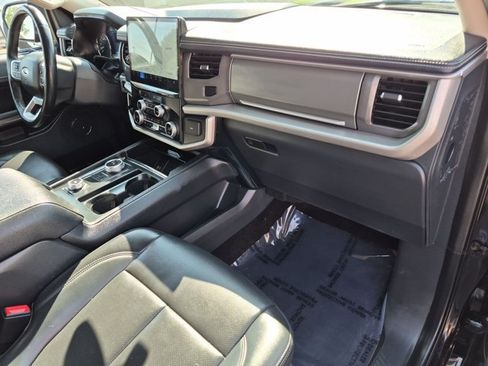 Used 2022 Ford Expedition Max XLT AWD/4WD image 23