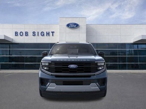 New 2026 Ford Expedition Platinum w/ Driver's Package AWD/4WD image 9