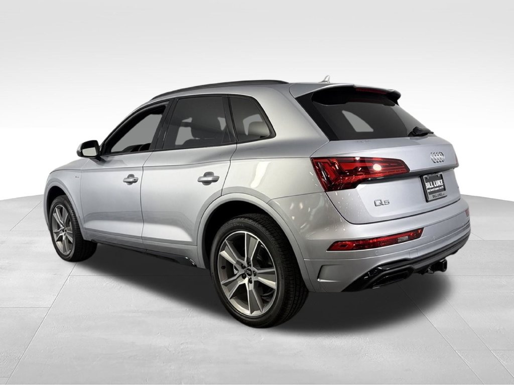 Used 2025 Audi Q5 2.0T Premium w/ Convenience Plus Package AWD/4WD image 8