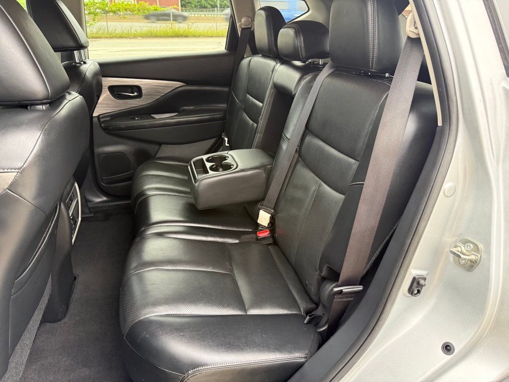 Used 2017 Nissan Murano Platinum AWD/4WD image 22