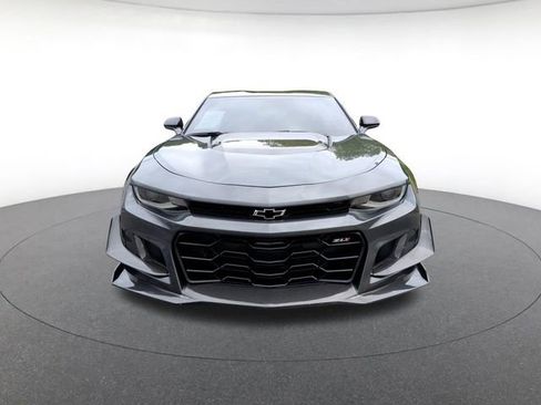Used 2018 Chevrolet Camaro ZL1 RWD image 8