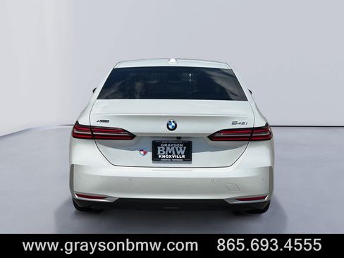 Used 2026 BMW 540i xDrive AWD/4WD image 4