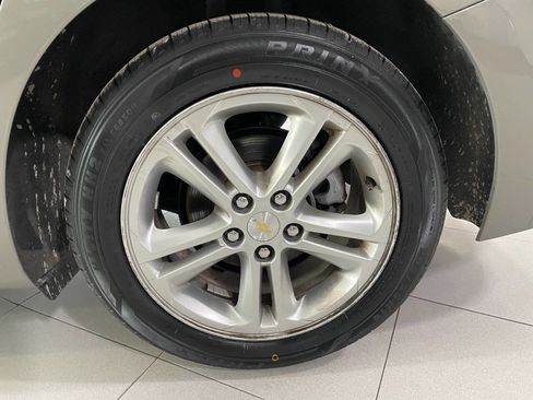 Used 2017 Chevrolet Cruze LT w/ Convenience Package image 11