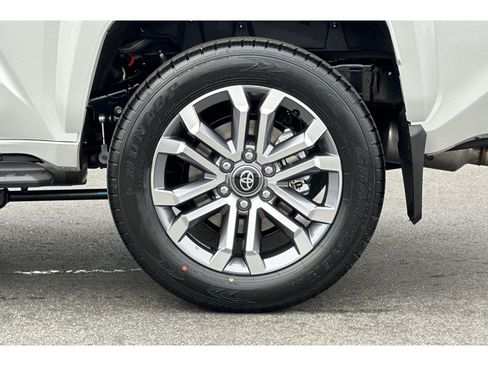 New 2026 Toyota 4Runner Limited image 34