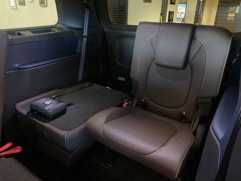 New 2025 Volkswagen ID. Buzz Pro S RWD image 24