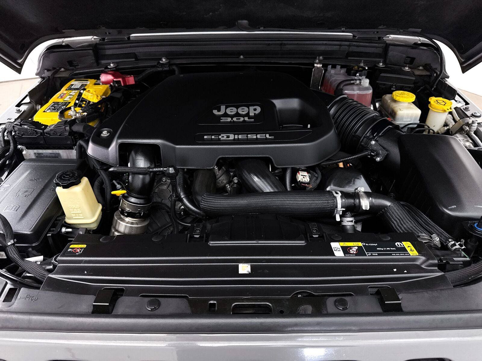 Used 2021 Jeep Wrangler Unlimited Sport AWD/4WD image 8