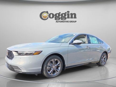 New 2026 Honda Accord EX-L image 1