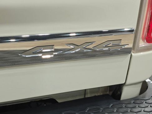 Used 2017 RAM 2500 Limited AWD/4WD image 65