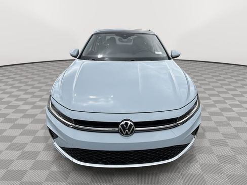 New 2025 Volkswagen Jetta SE image 4
