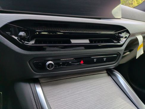 New 2026 BMW 430i w/ M Sport Package RWD image 17