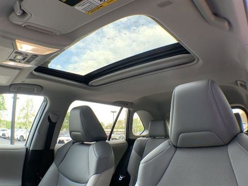 Used 2025 Toyota RAV4 Limited image 22