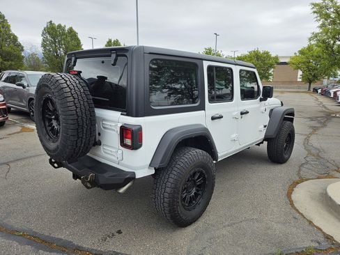 Used 2024 Jeep Wrangler Unlimited Sport AWD/4WD image 5