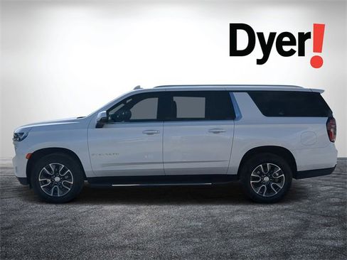 Used 2021 Chevrolet Suburban LT w/ LT Signature Package image 7