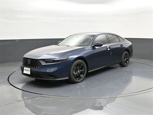 New 2025 Honda Accord SE image 27
