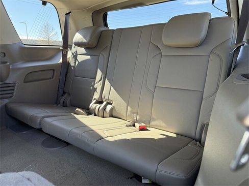 Used 2018 Chevrolet Tahoe LT image 31