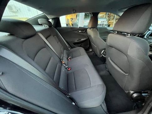 Used 2022 Chevrolet Malibu LT image 16