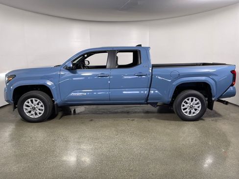 New 2026 Toyota Tacoma SR5 image 6